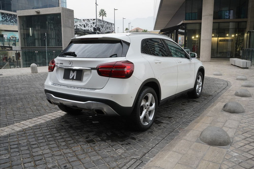Gla 200 At Unico Dueno