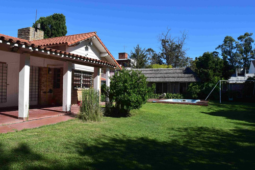 Imagen 5 de 30 de Casa Quinta Ranelagh Con Pileta Y Gran Parque