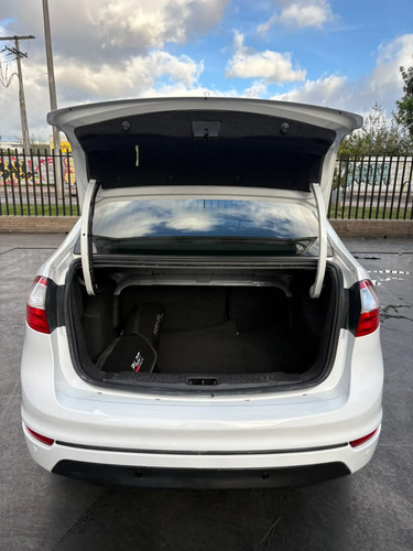 Ford Fiesta Sportback se automatico