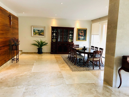 Imagen 4 de 20 de Sorprendente Casa Moderna En Venta En San Angel