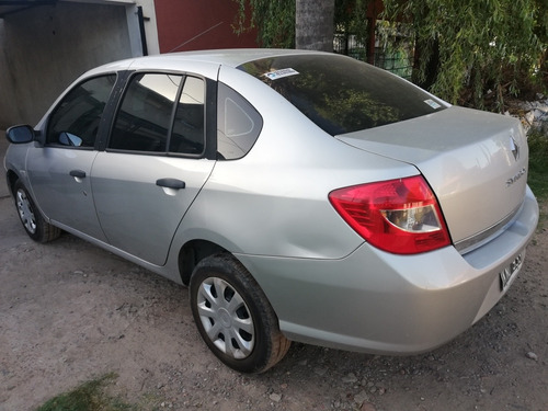 Imagen 4 de 8 de Renault Symbol 2011 1.6 16v Pack