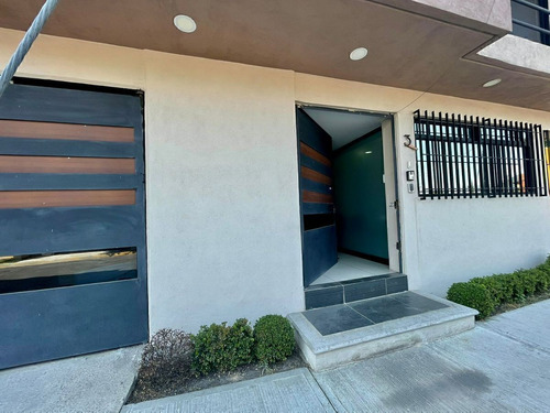 Edificio En Venta, Villas De La Hacienda, 594 Mts