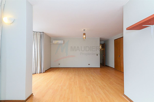 Departamento En Venta De 3 Dorm. En Las Condes
