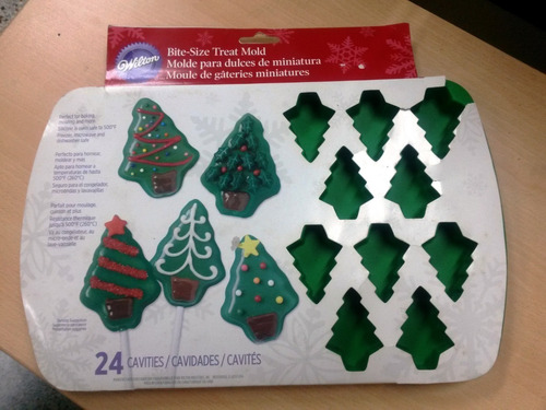 Molde De Silicon Para Bombones Navidad 24 Cavidades Wilton