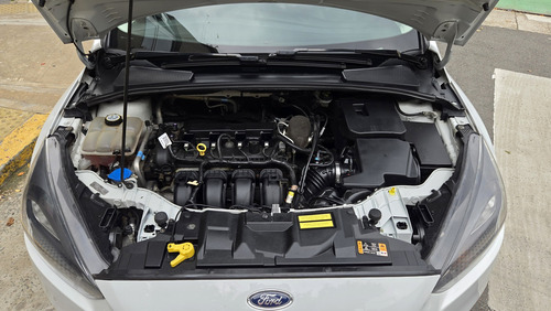 Ford Focus III 2.0 Sedan Se