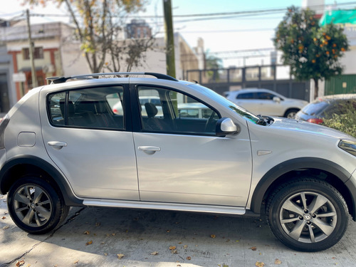 Renault Sandero Stepway 1.6 Expression 105cv