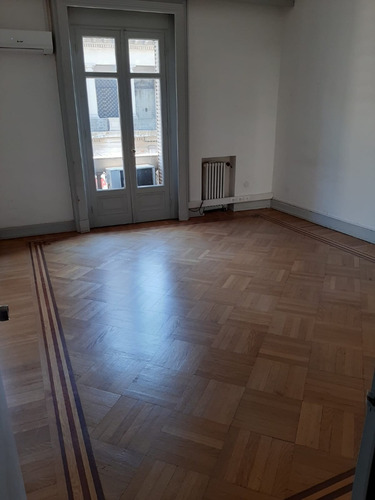 Sólida Planta, Amplía, De Estilo, C/renta De $ 35.000.-