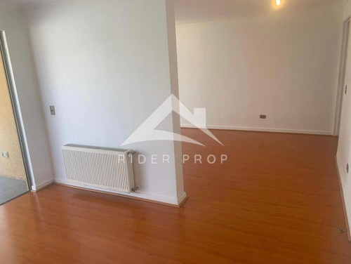 Condominio Camino Del Canelo - Alto Macul / Como Nueva