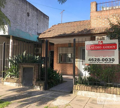 Casa En Venta En Villa Tesei