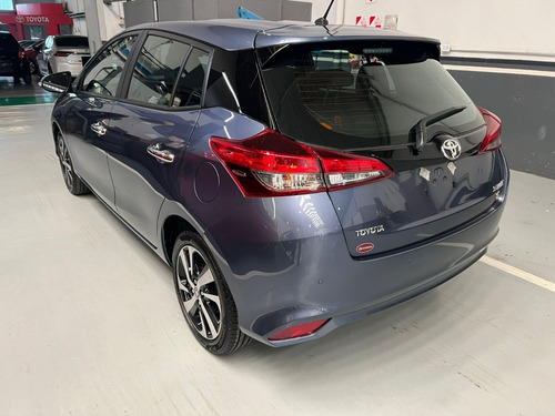 Imagen 5 de 17 de Toyota Yaris Xls 6m/t 5p $ 8.760.000 L2