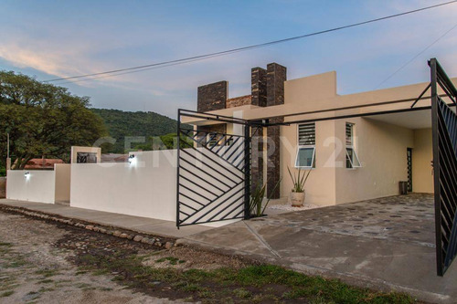 Casa En Venta En Brisas De Chapala