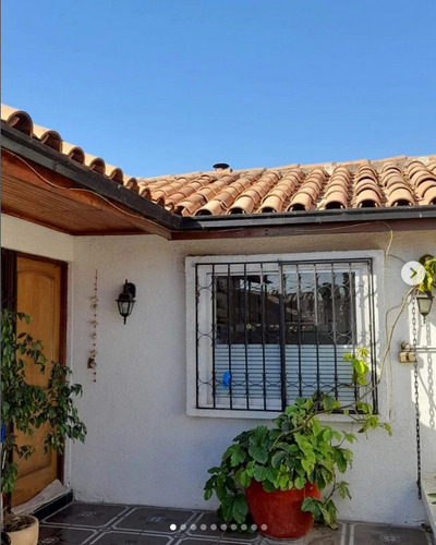 Amplia Casa En Maipú, 3d 2b Y 3 Estacionamientos