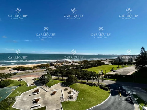 Alquiler Temporario Apartamento 2 Y Medio Dormitorios En Playa Mansa, Punta Del Este