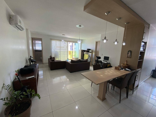 Imagen 5 de 16 de Venta De Apartamento Amoblado De 82 M2 En Ph Moon Tower, San Francisco 22-8280
