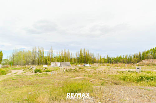 Imagen 13 de 16 de Casa En Venta Barrio Gardenia 1 Neuquén