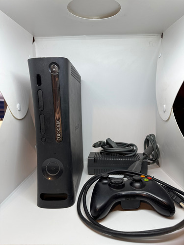 Microsoft Xbox 360 Elite (Usado)