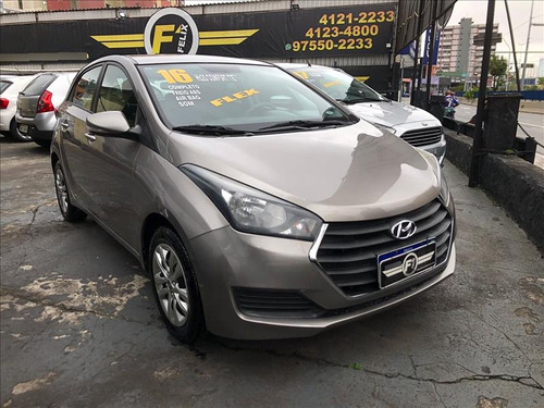 Hyundai HB20 1,6 Confort 16v Flex 4p Manual Completo