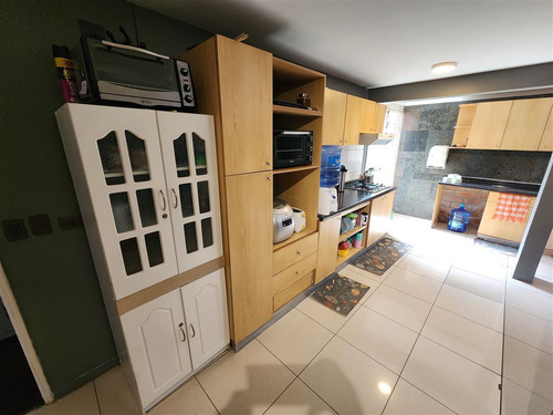 Casa En Venta De 5 Dorm. En Tiltil Ampliada Y Remodelada !!!