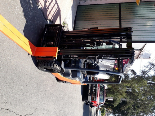 Imagen 11 de 11 de Montacargas Toyota 1800 Kg Año 2012,yale,cat,