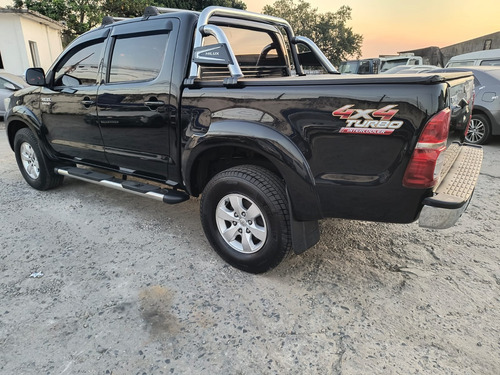 Toyota Hilux 3.0 Srv Cab. Dupla Turbo 4x4 4p