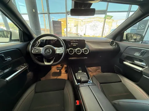 Mercedes-Benz EQA Eqa 350 4Matic