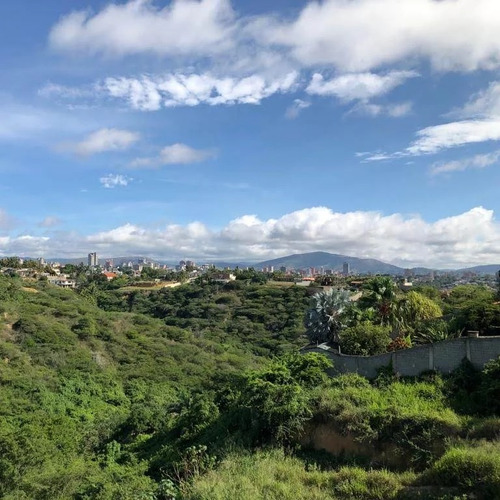 En Venta Hermosa Granja Con Espectaculares Vistas De La Ciudad De Barquisimeto (mact)