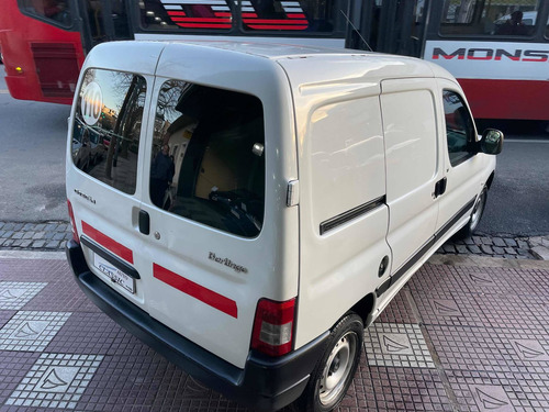Imagen 13 de 20 de Citroën Berlingo 2016 1.6 Bussines Hdi 92cv Am54
