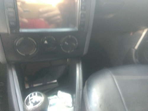 Imagem 8 de 12 de Volkswagen Saveiro 2003 1.6 2p Álcool
