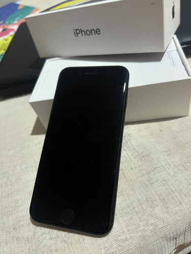 Apple iPhone SE 2020 (2da Generación) 64 Gb - Negro