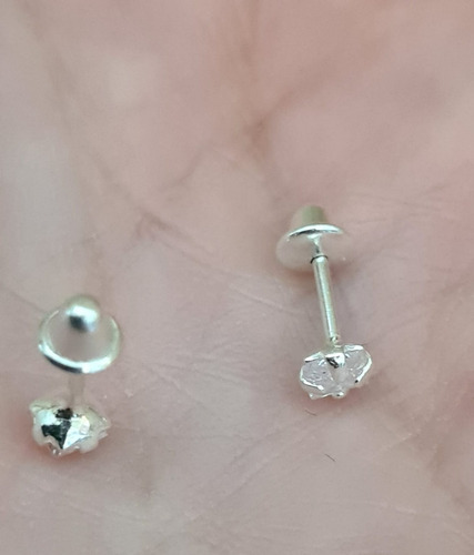 Imagem 3 de 10 de Brincos Bebê Quadrado 3mm Tarracha Baby Prata 925