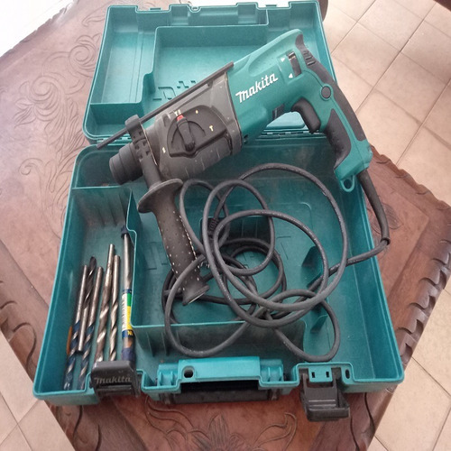 Taladro Martillo Rotativo Makita Modelo Hr2470