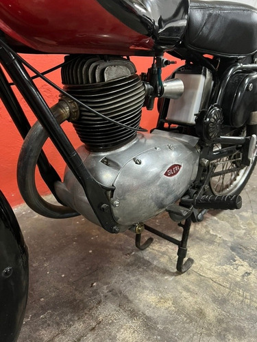 Imagen 2 de 16 de Gilera Super Sport