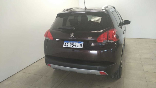 Imagen 5 de 9 de Peugeot 2008 Feline 1.6 2017