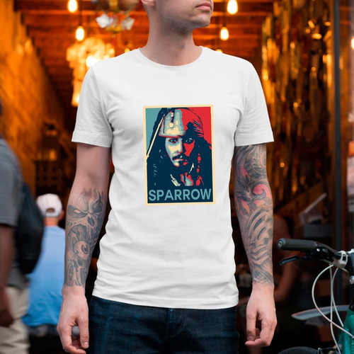 Imagen 5 de 6 de Remera Blanca Piratas Caribe Jack Sparrow Cine Unsex Y Ninos