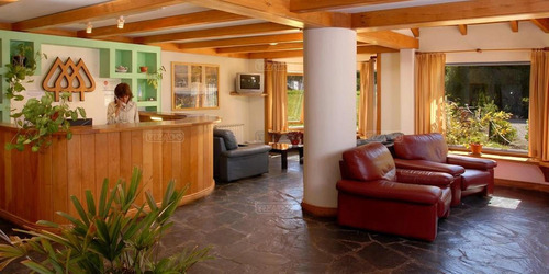 Imagen 2 de 10 de Turístico Hotel En Venta En Melipal I, Bariloche, Patagonia