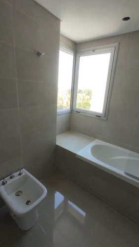 Imagen 20 de 30 de Departamento 701 Alquiler Por Temporada En Pinamar