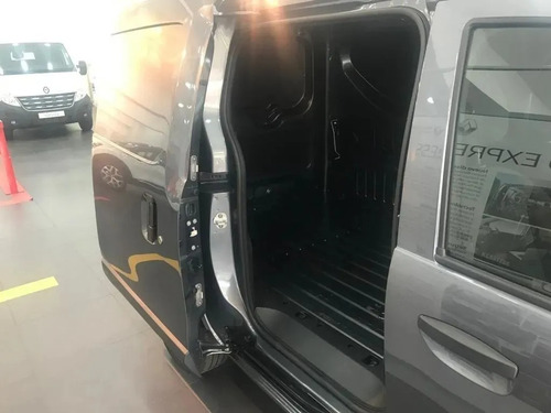 Imagen 7 de 23 de Renault Kangoo Confort 1.6 Okm Con Gastos Mf 3.536 Y Ctas