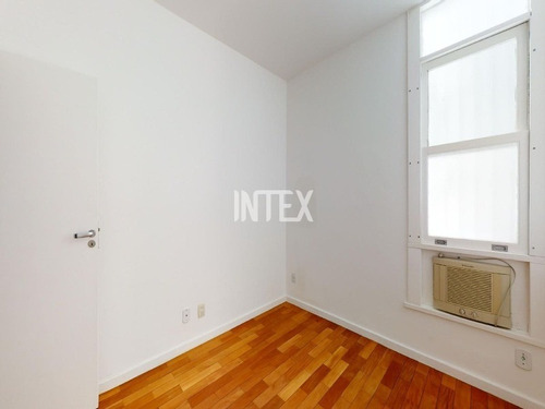 Imagem 21 de 30 de Apartamento À Venda Com 2 Quartos, Sala, Cozinha E 1 Vaga De Garagem Em Copacabana - Ap01712 - 70267898