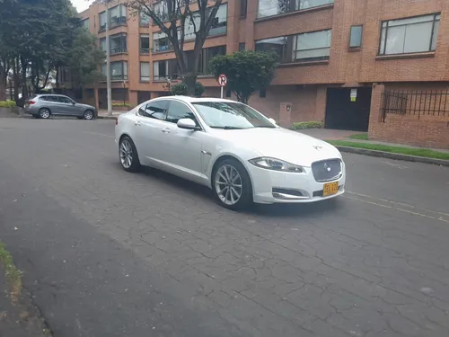Jaguar XF 2.0 Luxury