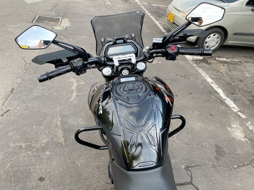 Imagen 11 de 18 de Bajaj Dominar D400 2023