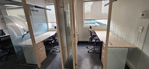 Oficina Dúplex Recién Remodelada Con Mobiliario Incluido