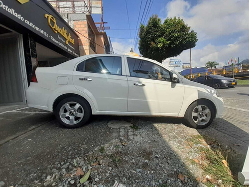 Chevrolet Aveo Emotion 1.6