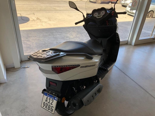 Imagen 6 de 10 de Benelli Zafferano 250 2021