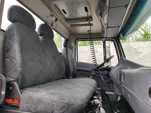 Mercedes Benz Mb 1718 Ano 2012 Toco No Chassi.