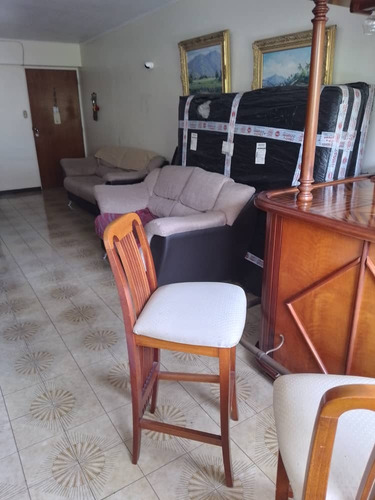 En Venta Apartamento La Urbina Uribe