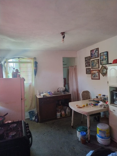 Casa En Venta Con 4 Departamentos Independientes 253m2, Col. San Miguel Xico, Edo Méx.