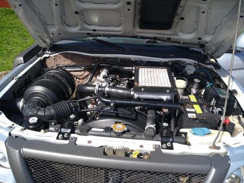 Mitsubishi L200 2.5 Hpe Turbo Diesel 4x4 Savana 2011
