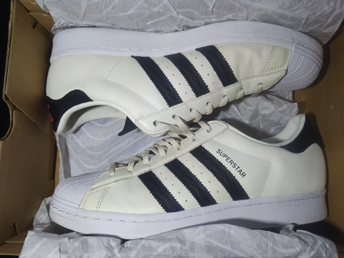 adidas Originals Superstar Talla 10. 