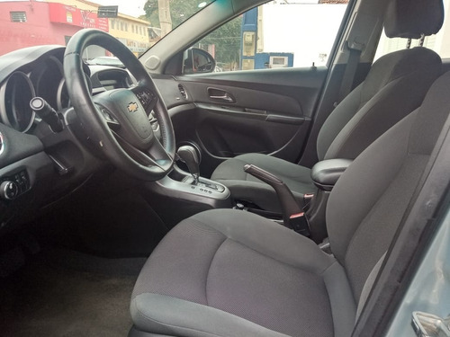 Imagem 9 de 15 de Cruze Lt Sedan 1.8 2012