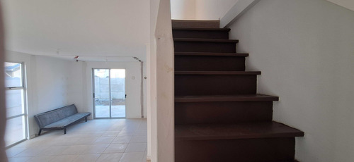 Casa Nueva 2d 2b Entrada De Auto (94004)